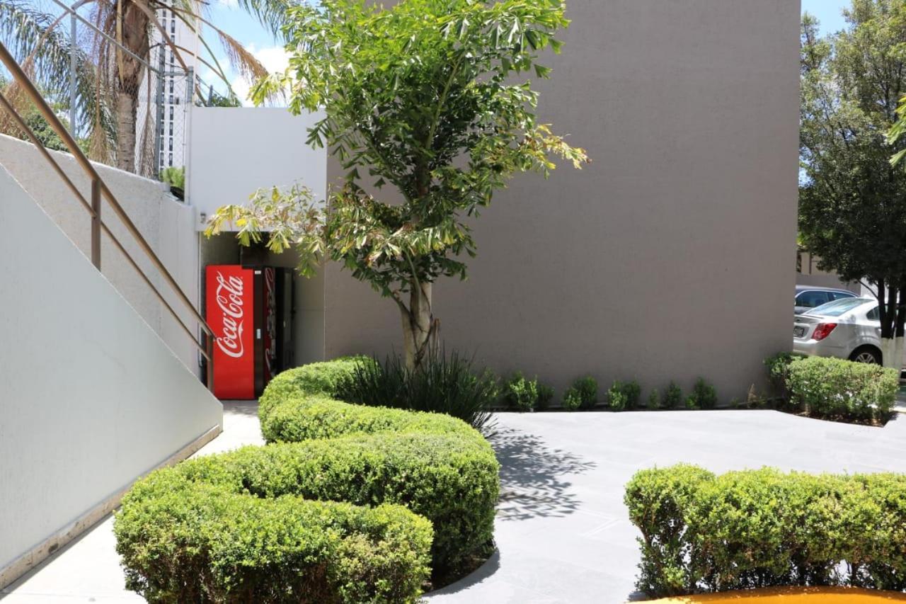 Cypres Hotel & Suites Zapopan Buitenkant foto