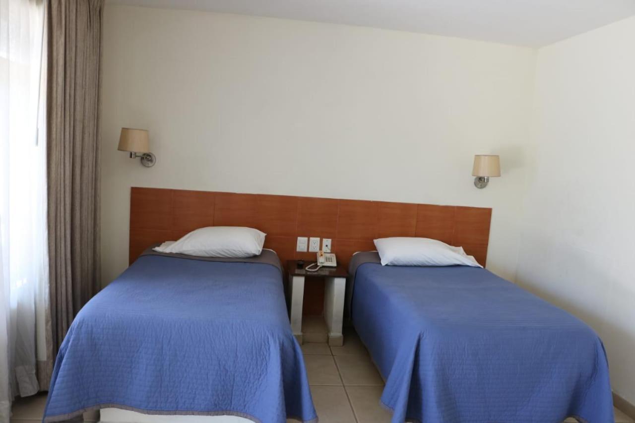 Cypres Hotel & Suites Zapopan Buitenkant foto