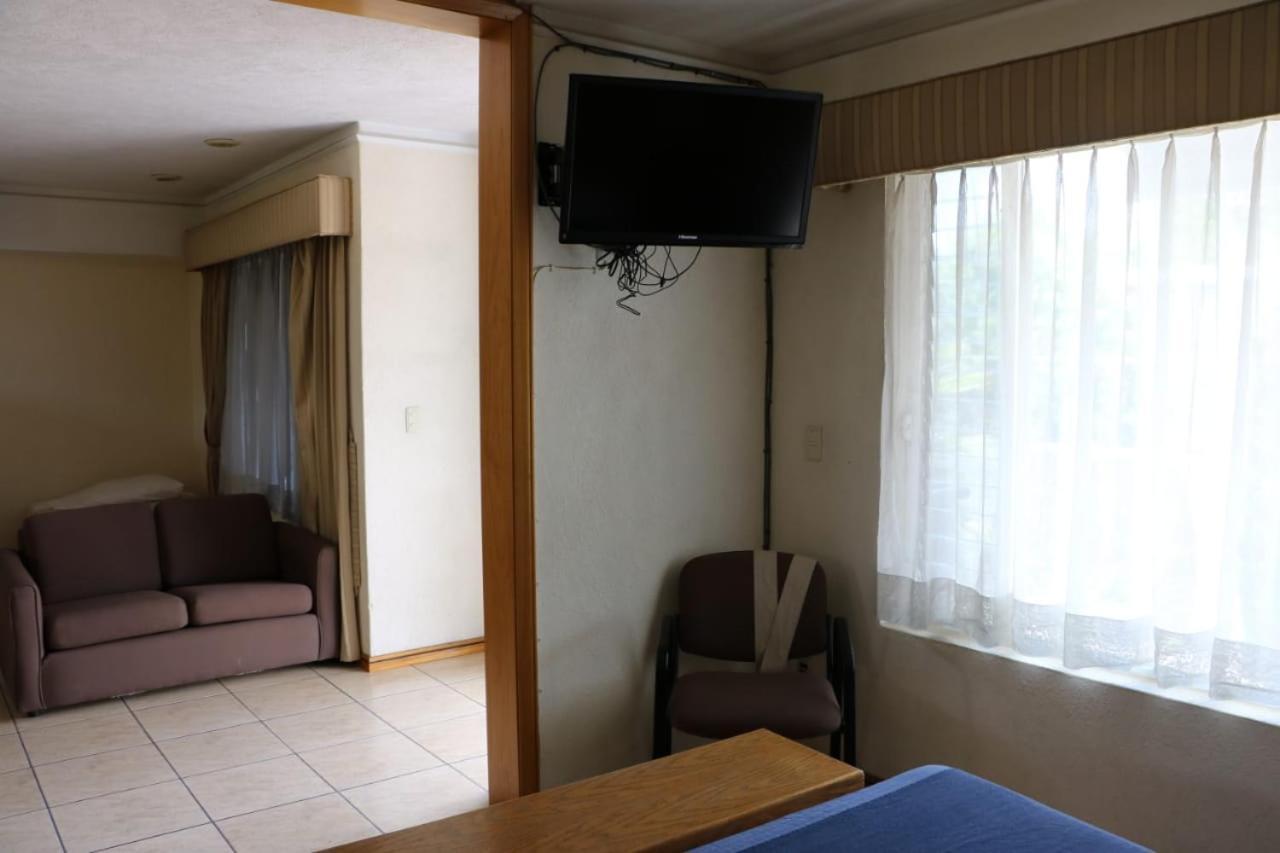 Cypres Hotel & Suites Zapopan Buitenkant foto