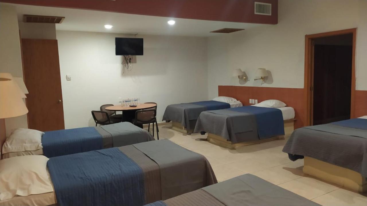 Cypres Hotel & Suites Zapopan Buitenkant foto