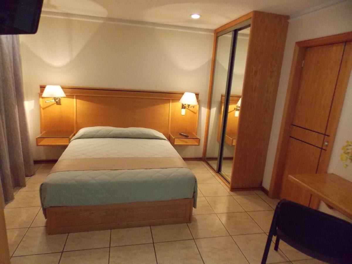 Cypres Hotel & Suites Zapopan Buitenkant foto